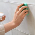 Limpeza de azulejos com bicarbonato de sódio